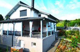 Casa 5 camere in Barnova, 150 mp utili si 1000 mp teren