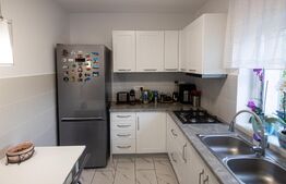 Casa 5 camere in Barnova, 150 mp utili si 1000 mp teren
