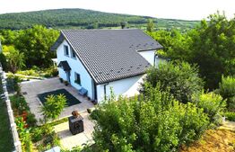 Casa 5 camere in Barnova, 150 mp utili si 1000 mp teren