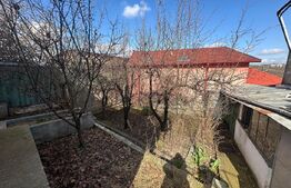 Casa de 3 camere, 300 mp teren, zona Sararie