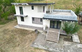 Casa P+1, 4 dormitoare, 3 bai, 1000mp teren, zona Tomesti