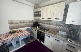 Apartament, 2 camere, decomandat, loc de parcare, 57mp, zona Vișan