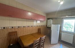 Apartament de 3 camere, etaj intermediar, zona Nicolina