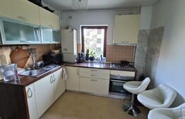 Apartament 3 camere, D, 65mp, 2 balcoane, mobilat, zona Hanul 3 Sarmale Bucium