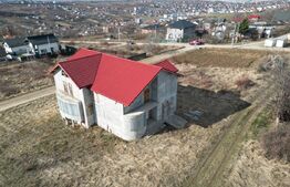 Casa 7 camere, 190 mp utili, 850 mp teren, zona Visani