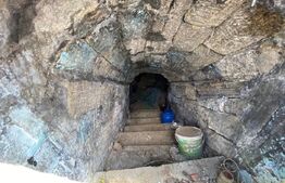 Casa batraneasca cu 6000 mp teren Schitul Duca