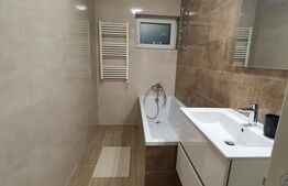 Apartament de 2 camere, 54 mp, zona Tatarasi