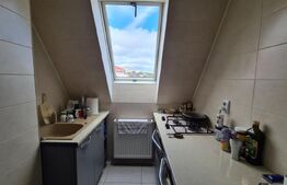 Apartament de 2 camere, decomandat, 40 mp, zona centrala