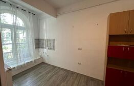 Apartament de 4 camere, 3 bai, etaj intermediar, zona Copou