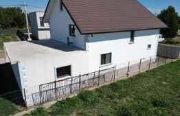 Casa cu 5 camere + garaj , situata in Valea Ursului