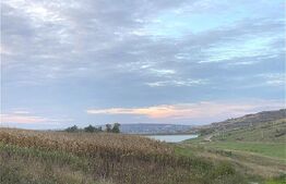 Corp de casa si 484mp teren Cucuteni (Letcani)