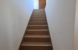 Proprietate Unică: Casă Cu Livadă, Relaxare și Investiție