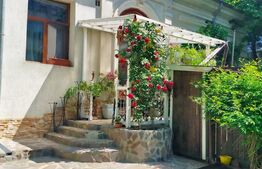 Casa cu 6 camere, 200 mp, zona-ultracentrala