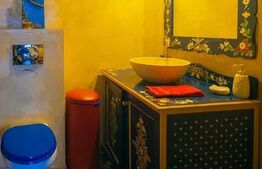 Casa cu 6 camere, 200 mp, zona-ultracentrala