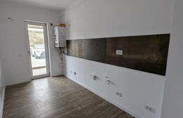 Apartament decomandat 3 camere, 2 balcoane, loc de parcare, pe malul lacului