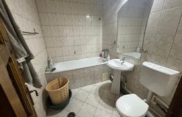 Apartament decomandat 3 camere, 70.7 mp, zona Bl Poitiers