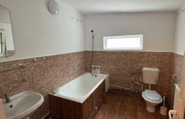 Corp de casă 58 mp utili total,  Copou Sararie  Iași