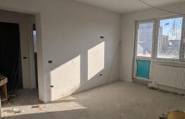 Apartament de 3 camere, 62 mp, zona Podu Roș