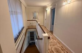  Apartament de lux cu 3 camere, 120 mp, curte privată de 70 mp, zona Palas Mall