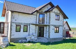 Casa in Bogonos, 5 camere 120mp utili, 700 mp teren