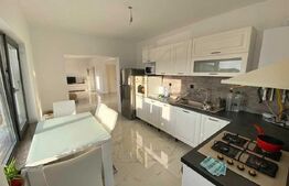 Casa cu 4 camere de 90 mp utili, 400 mp teren, zona Vorovesti