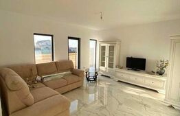 Casa cu 4 camere de 90 mp utili, 400 mp teren, zona Vorovesti