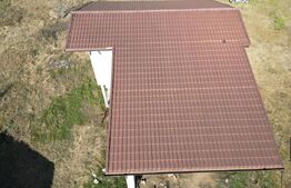 Casa moderna  cu 5 camere , proiect deosebit in Letcani