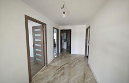 Casa cu 4 camere, 105 mp utili, cu garaj si 500 mp teren, zona Letcani