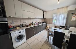 Casa de vanzare cu 5 camere, 180 mp, si 800 mp teren, zona Tomești, Iași