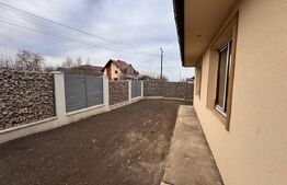 Casa de 4 camere, 2 bai, plan parter, zona Visani