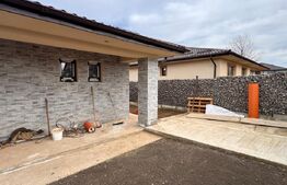 Casa de 4 camere, 2 bai, plan parter, zona Visani