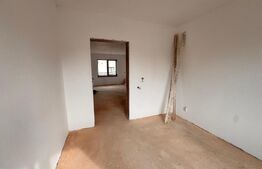 Casa de 4 camere, 2 bai, plan parter, zona Visani