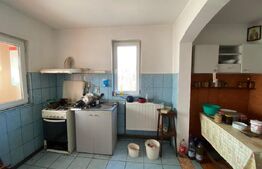 Casa individuala, 6 camere, 140 mp, zona Capat Cug 