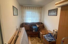 Apartament de 4 camere, decomandat, 75 mp, zona Alexandru cel Bun 