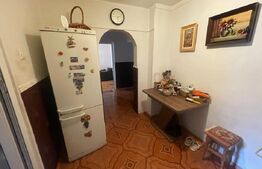 Apartament de 4 camere, decomandat, 75 mp, zona Alexandru cel Bun 