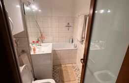 Apartament cu 3 camere, decomandat, 64 mp, zona Casa Sindicatelor