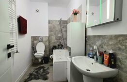 Apartament de 2 camere,  43 mp total si loc de parcare, in zona Sorogari 