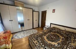 Apartament de vanzare, cu 2 camere, 63 mp, 2 locuri de parcare, zona Galata