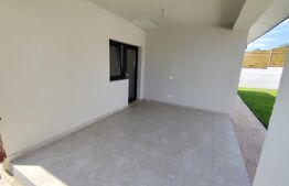 Casa 4 camere, 2 bai, 110 mp, 415 mp teren, Valea Lupului