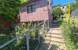 Casa de vanzare, cu 2 camere, 54 mp, zona Smardan