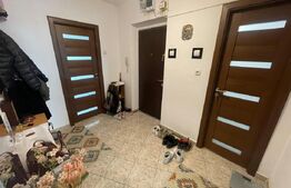 Apartament de vanzare, 3 camere, decomandat, 73 mp, ultracentral, cu panorama. 