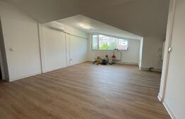 Apartament de 3 camere., decomandat,  68 mp, zona Valea Lupului