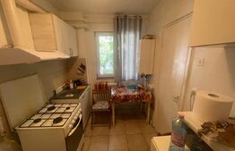 Apartament de vanzare, cu 4 camere, etaj 1, 81 mp, zona Dispecer-Tatarasi