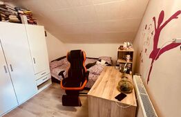 Casa mare 8 camere si 700 mp teren in Miroslava langa Family Market