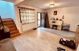 Casa de vanzare, cu 3 camere, 90 mp, zona Rediu 