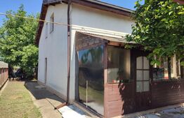 Casa 6 camere, 130 mp utili,  1000 mp teren in Dancu