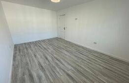 Apartament de 2 camere in zona  garii de 54 mp