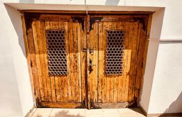 Reședință Boierească pe N Gane , renovată exterior, ultracentrala