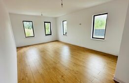 Casa cocheta de vanzare, cu 3 camere, zona Ciurea