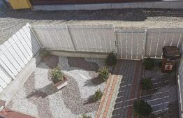 Casă tip duplex de închiriat – Valea Lupului, apropae de Mall Maldova